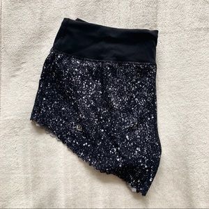 Lululemon shorts (amazing condition!)